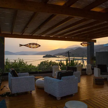Seaside Hotel *